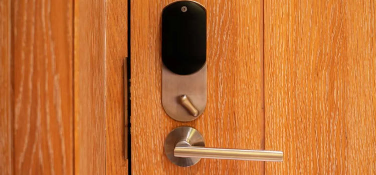 Automatic Locking Door Knob East Foothills